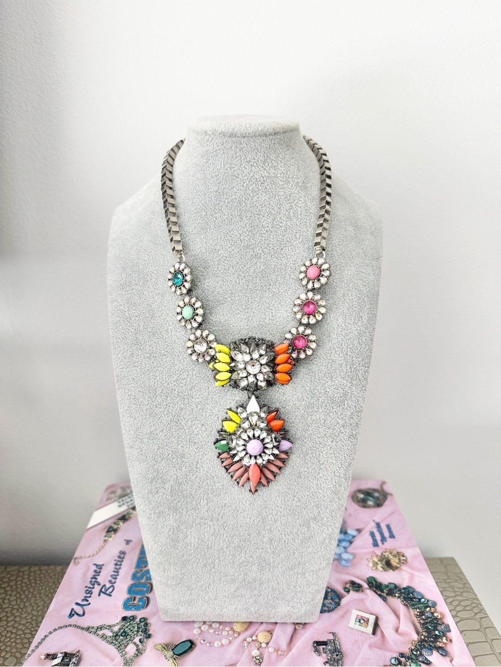 Multicolor Crystal Statement Necklace Colorful Floral Bib Pendant Mob Wives Y2K